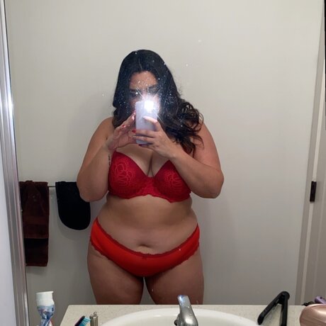 Nikkixox model naked images