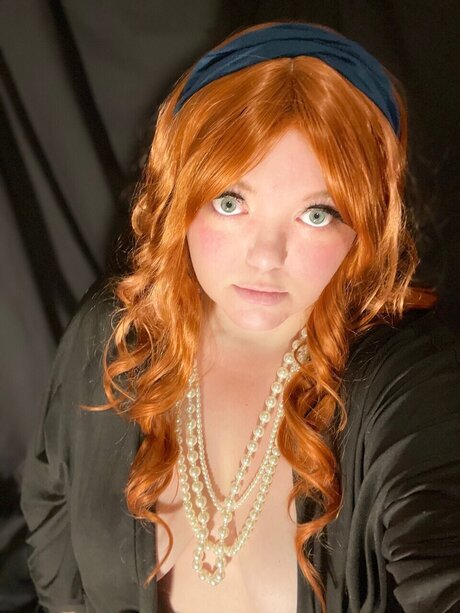 Eden Fields porn actress gallery