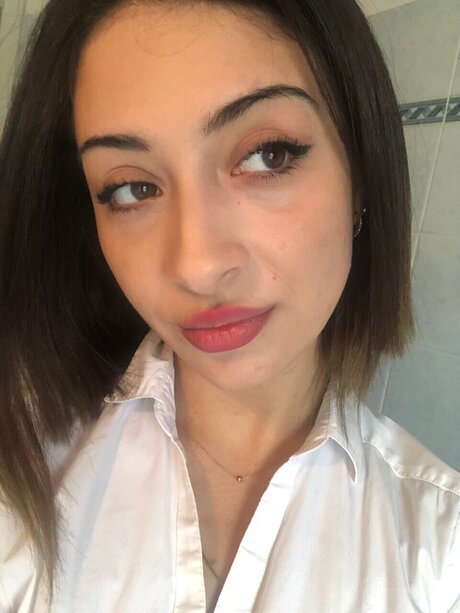 chiaraMente star adult archive