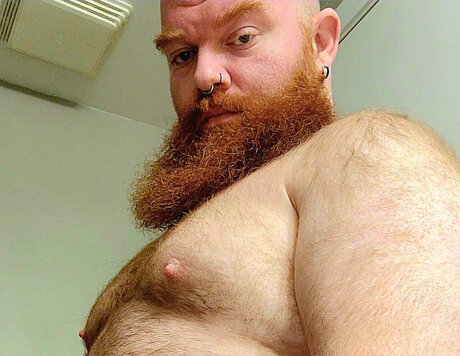 Yukon Wallace model exclusive pic