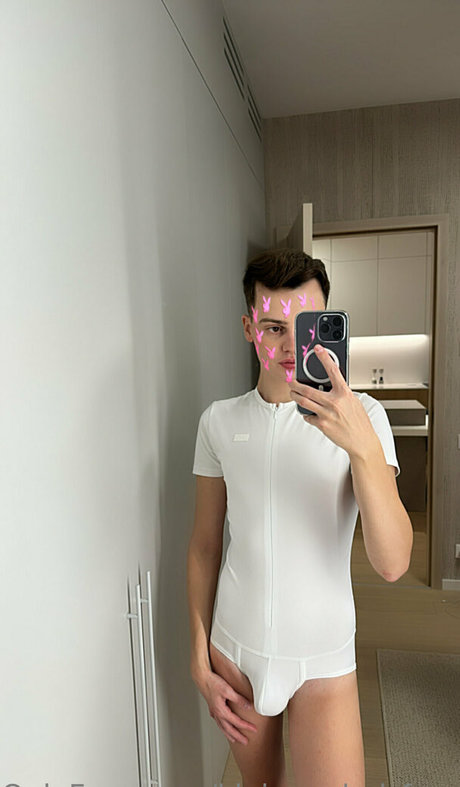 nude pregnant onlyfans exclusive image