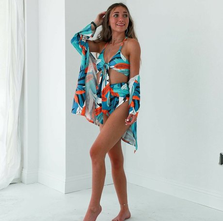 Brooklyn And Bailey star adult picture