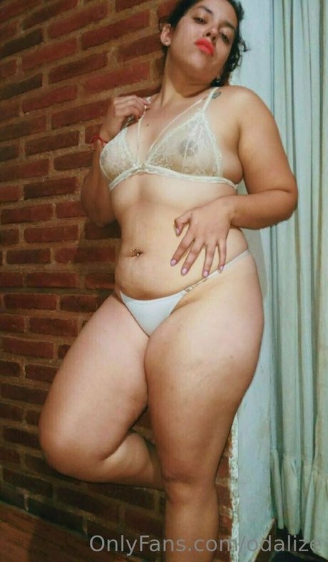 odalize adult model pictures