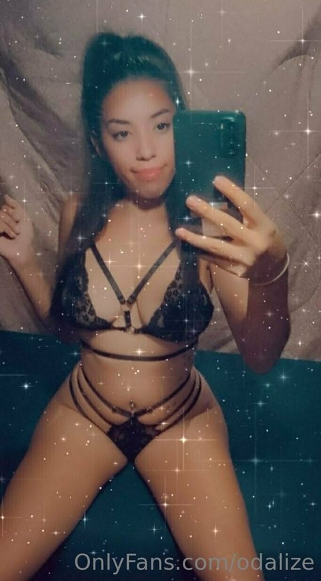 odalize sexy actress photo