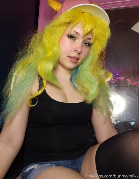 bunnyymilkk star high quality picture