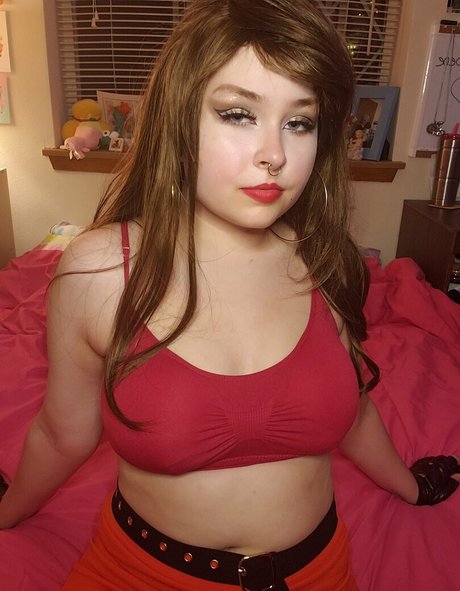bunnyymilkk pornstar hot image