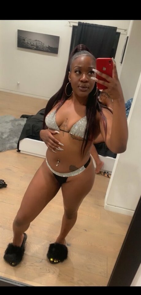 illnanaa profile image