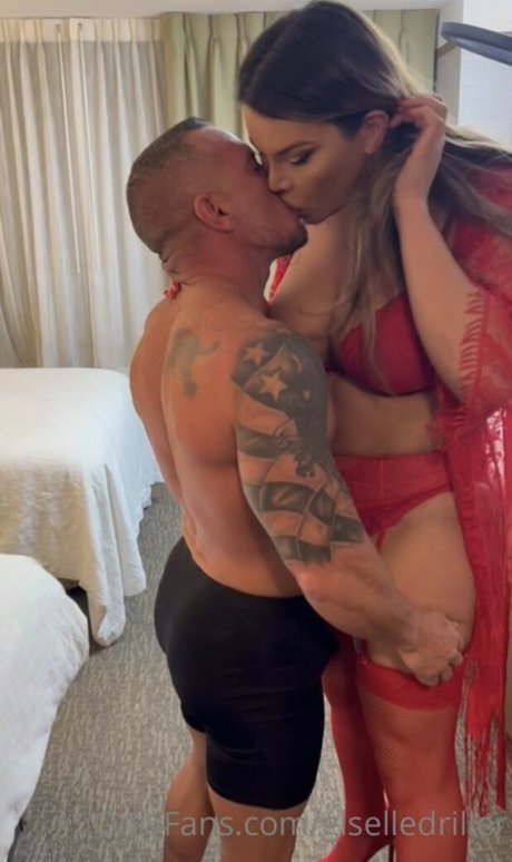 Giselle Driller star sexy pics