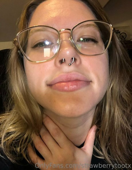 strawberrytootx nice actress picture