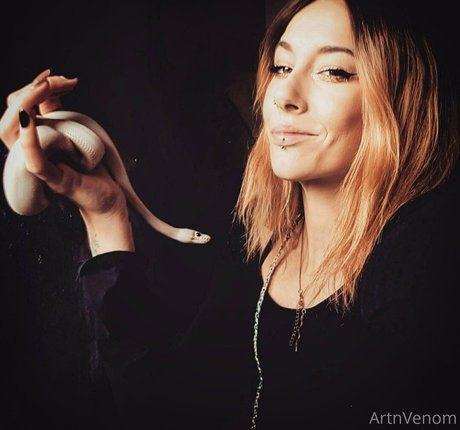 artnvenom sex actress archive