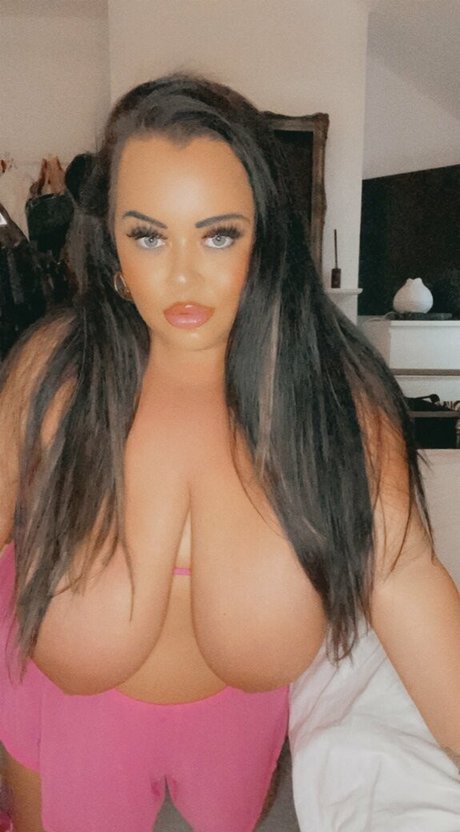 khloe38kk pornstar beautiful img