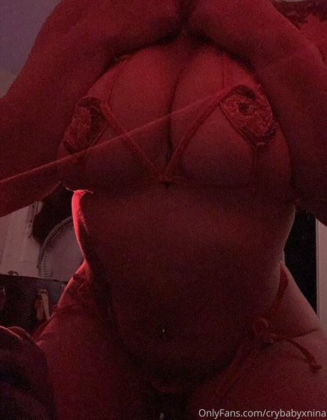 Crybabyxnina perfect star pictures