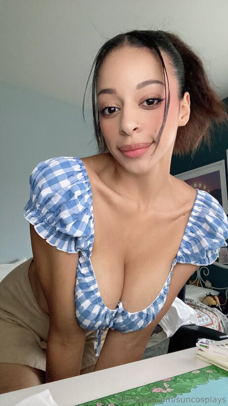 Suncosplays exclusive model pics