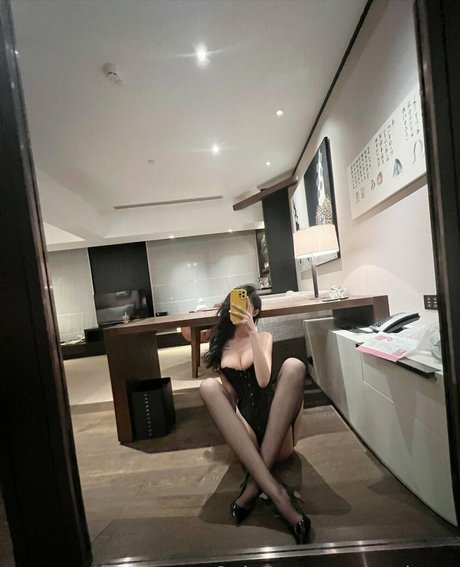 gezheng adult actress gallery
