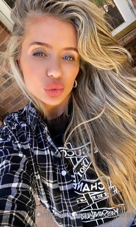 mindyann naked pornstar archive
