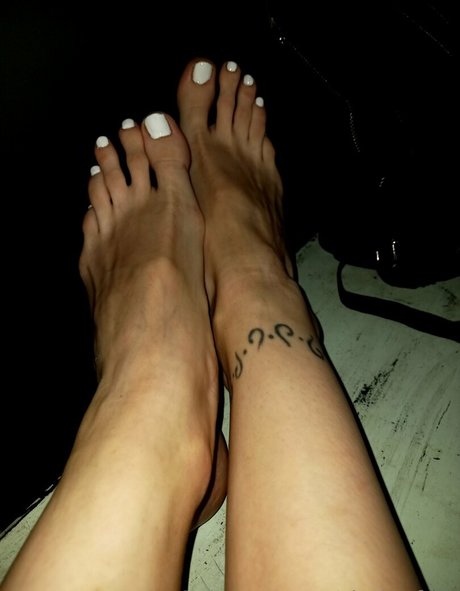 clarita feet erotic star archive