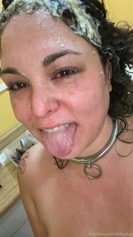 bettyplug model hot picture