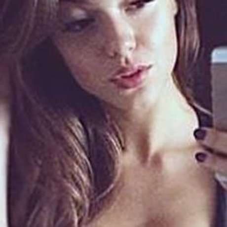Treats Magazine nudes star archive