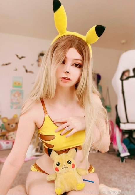 hopeypokey star nude image