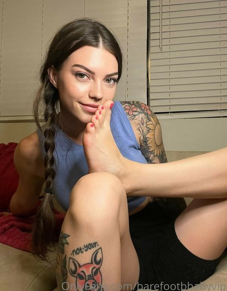 Barefootbbabyvip exclusive pornstar photo