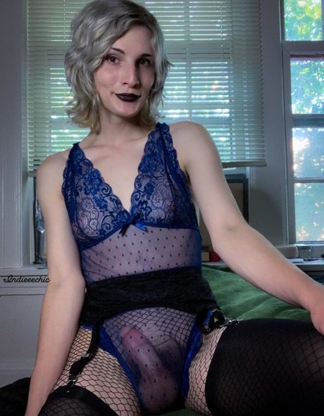 IndieChic nude actress pics