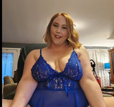 Ave Stone model nudes pics
