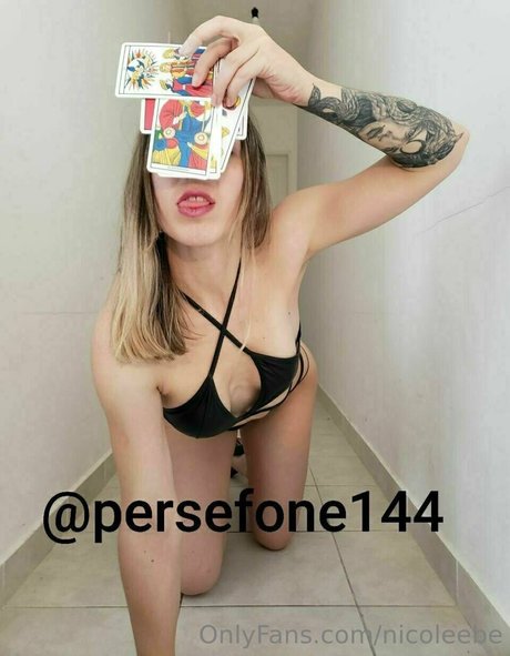 nicoleebe hot model pics