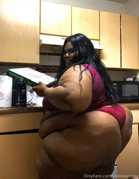 ssbbwerotika best model img