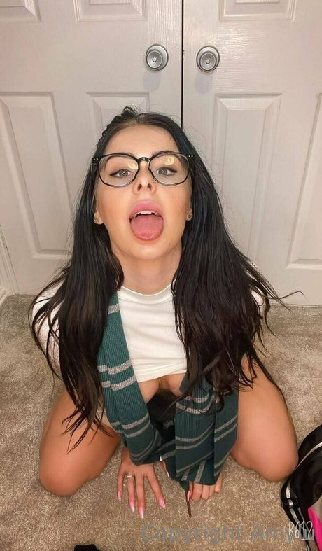 amyluxxx profile image