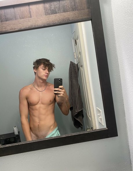 hungodeyfree model exclusive pictures