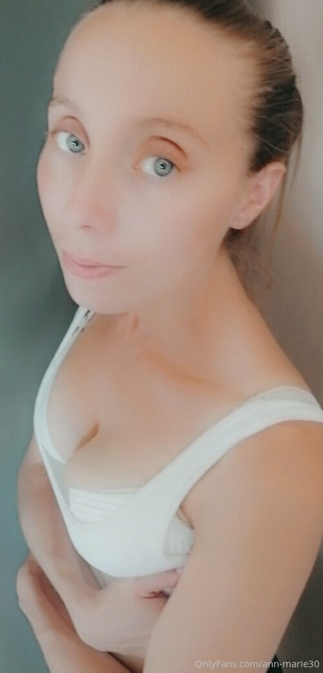 naughtyannmarie erotic actress pics