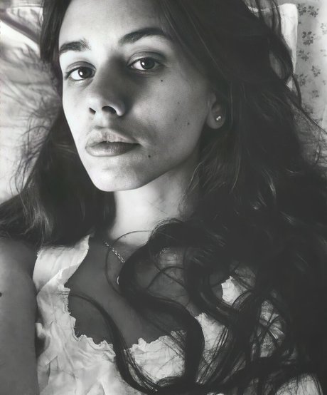 Vera Kaludi model nice photos