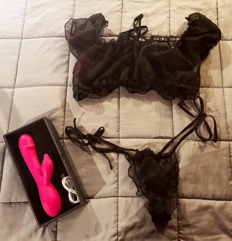 male asian onlyfans free naked pictures
