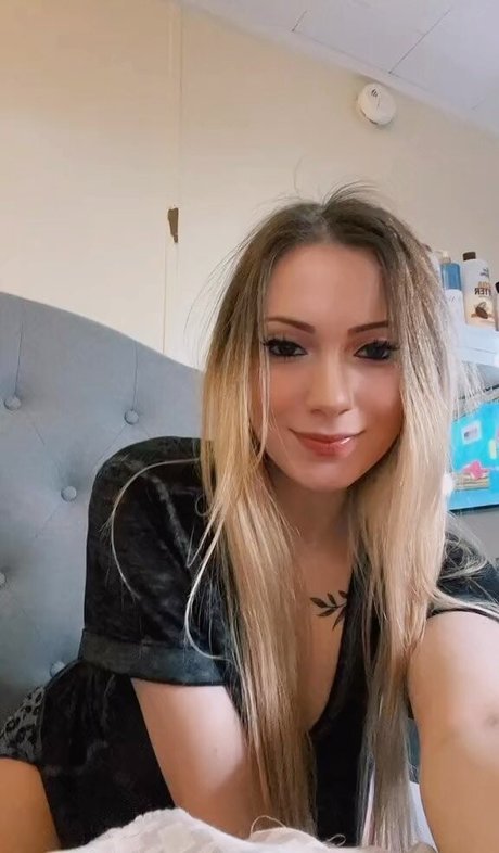 Little Momma sex star photos