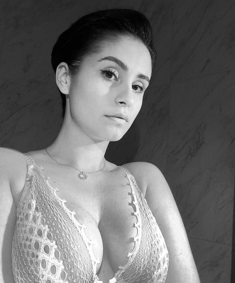 only lika exclusive pornstar gallery
