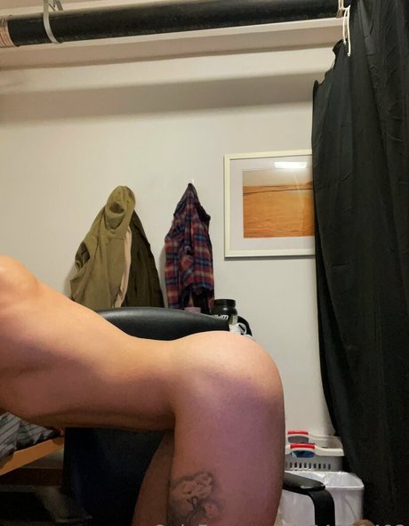 itsreallyyjj model free photo