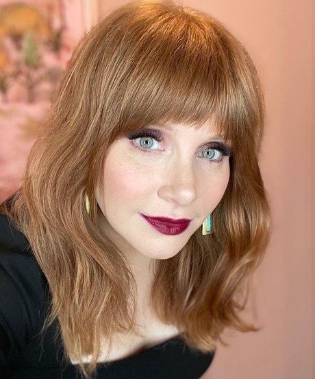 Bryce Dallas Howard hot star image
