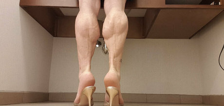laceys muscular calves free pornstar img