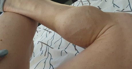 laceys muscular calves nudes star photos