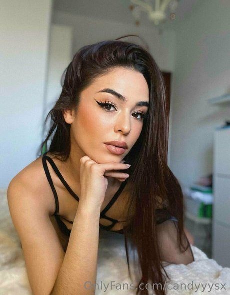 Candyyysx adult actress photo