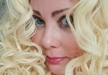 busty sierra free pornstar exclusive image