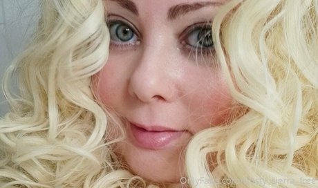 busty sierra free beautiful star pictures