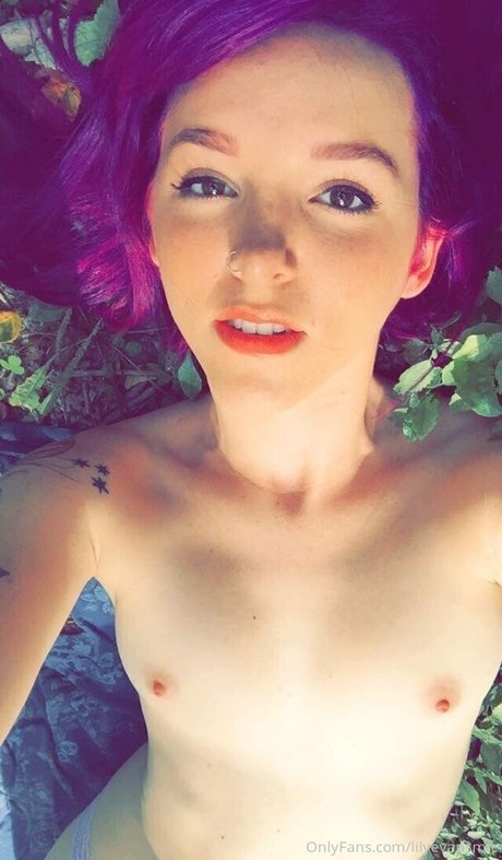 lilyevansmfc perfect star archive