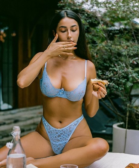 steph lopez loves you star free photo