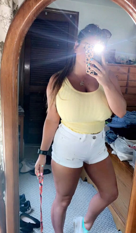 Lauren Risotti pornographic model image