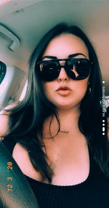 Gabb Ferraro nude model pic