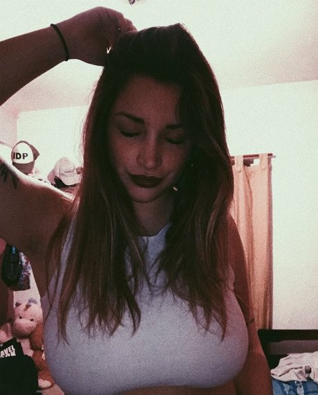 blowjob brunette onlyfans porno photos