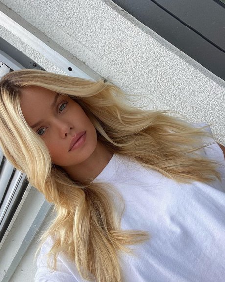 Frida Aasen beautiful star galleries