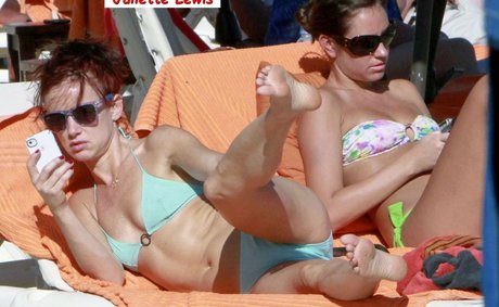 Juliette Lewis pretty pornstar archive