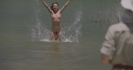 Juliette Lewis top pornstar photos